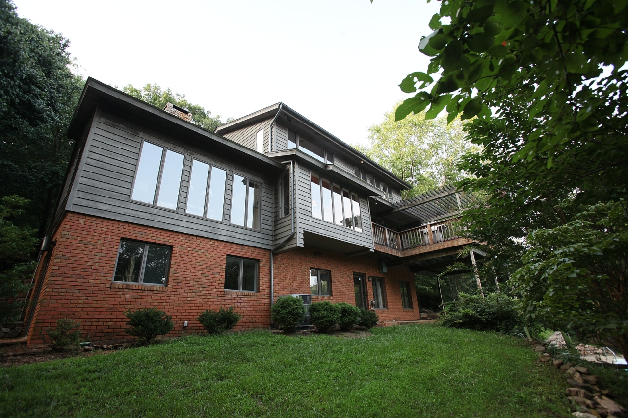 6635  CORNTASSEL,  Roanoke, VA