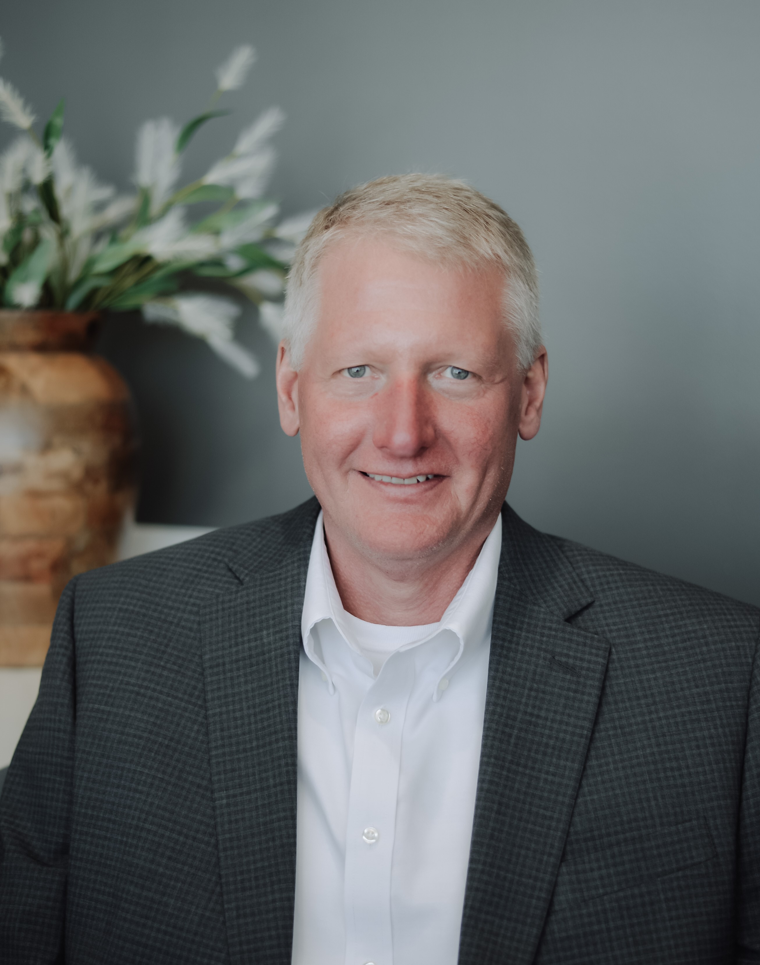 Mike Scarborough at Long & Foster Real Estate, Inc. Bel Air Luxury