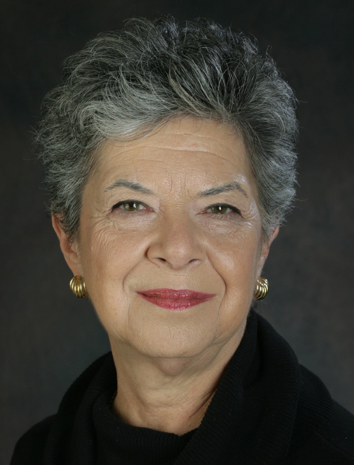 Graciela Haim at Long & Foster Real Estate, Inc. Luxury Real Estate