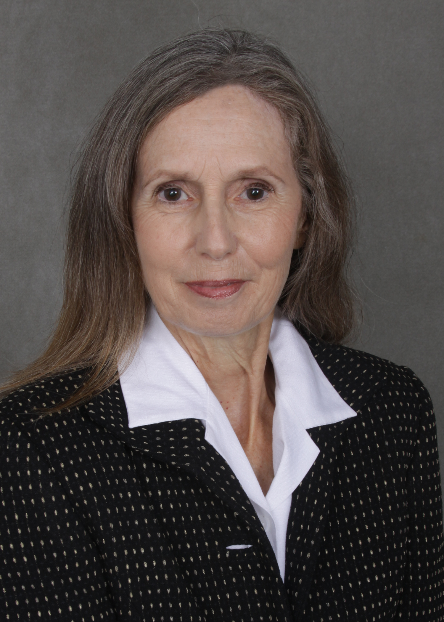 Peg Beck at Long & Foster Real Estate, Inc. Rockville Centre Luxury