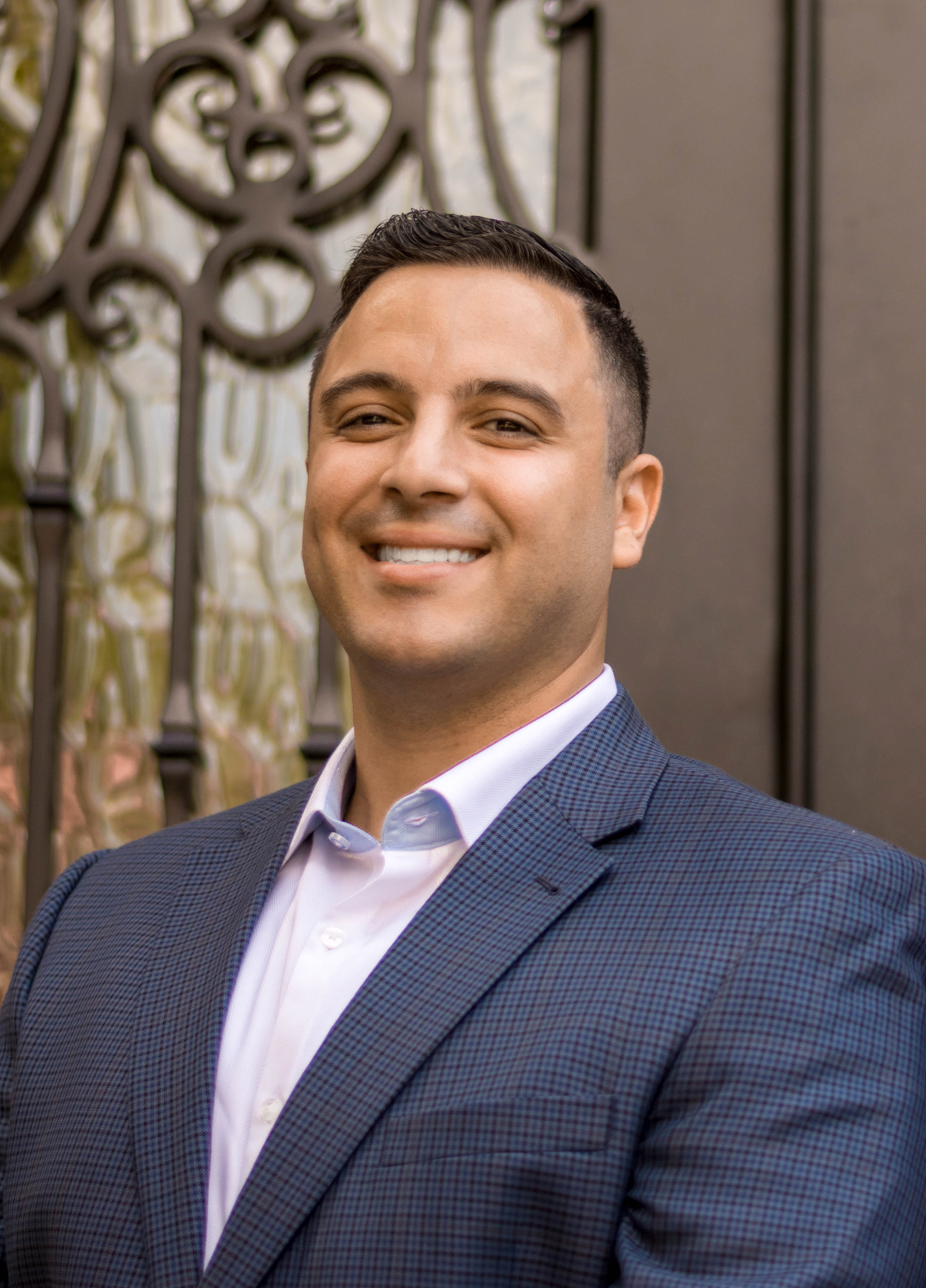 Robert Qawar at Long & Foster Real Estate, Inc. Rockville Centre