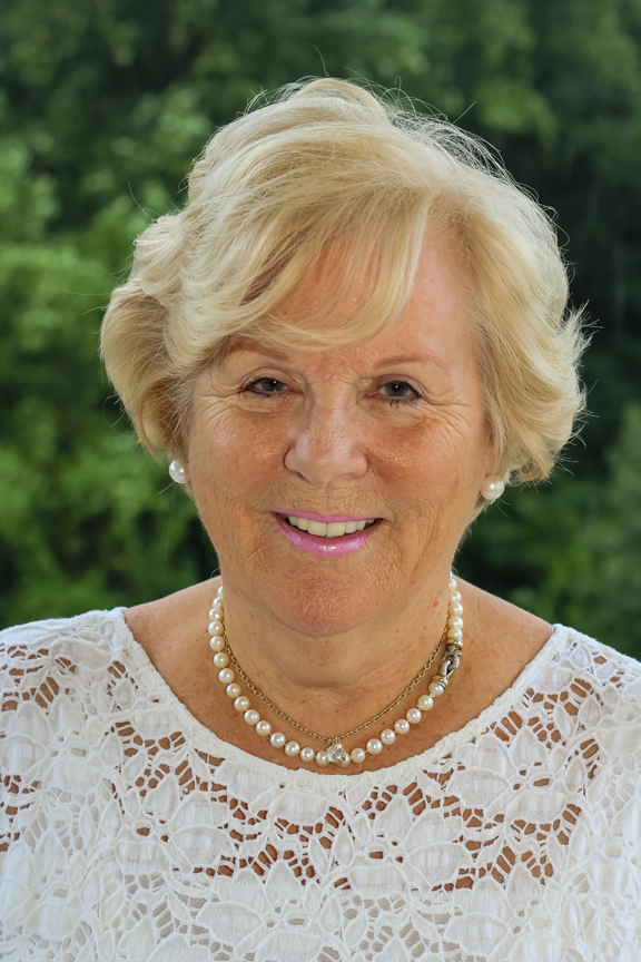 Carole Shepherd Long at Long & Foster Real Estate, Inc. Greenville