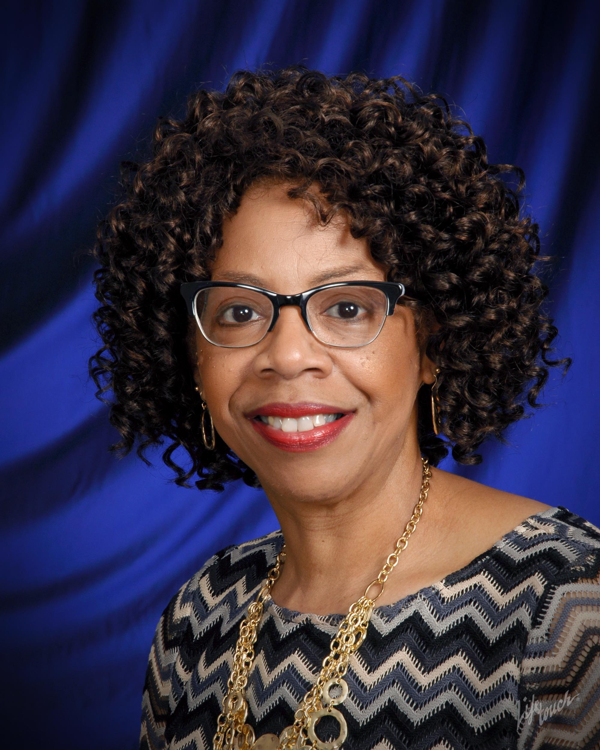 Beverly Hundley at Long & Foster Real Estate, Inc. Williamsburg