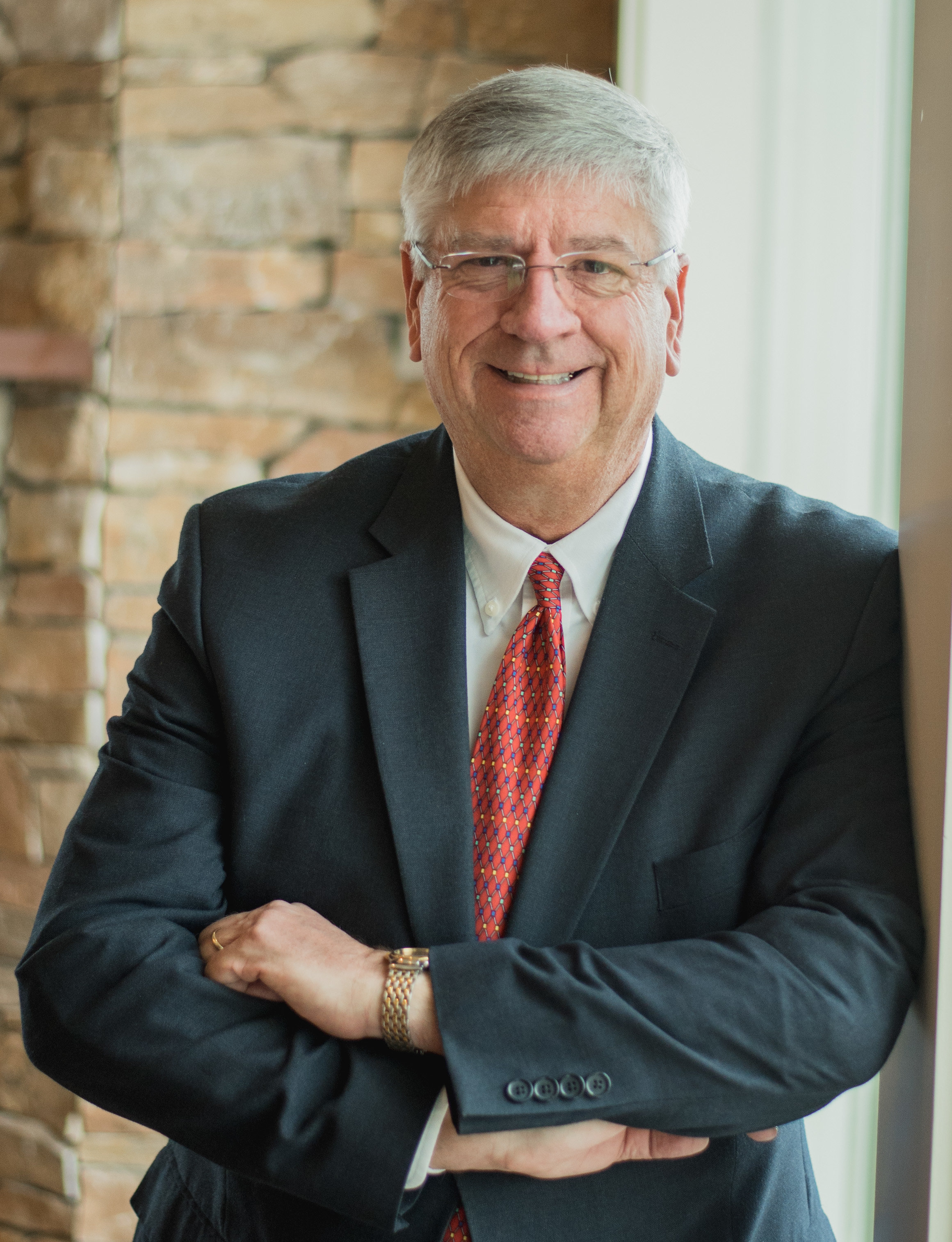 Tom Pace at Long & Foster Real Estate, Inc. Luxury Real Estate Agent