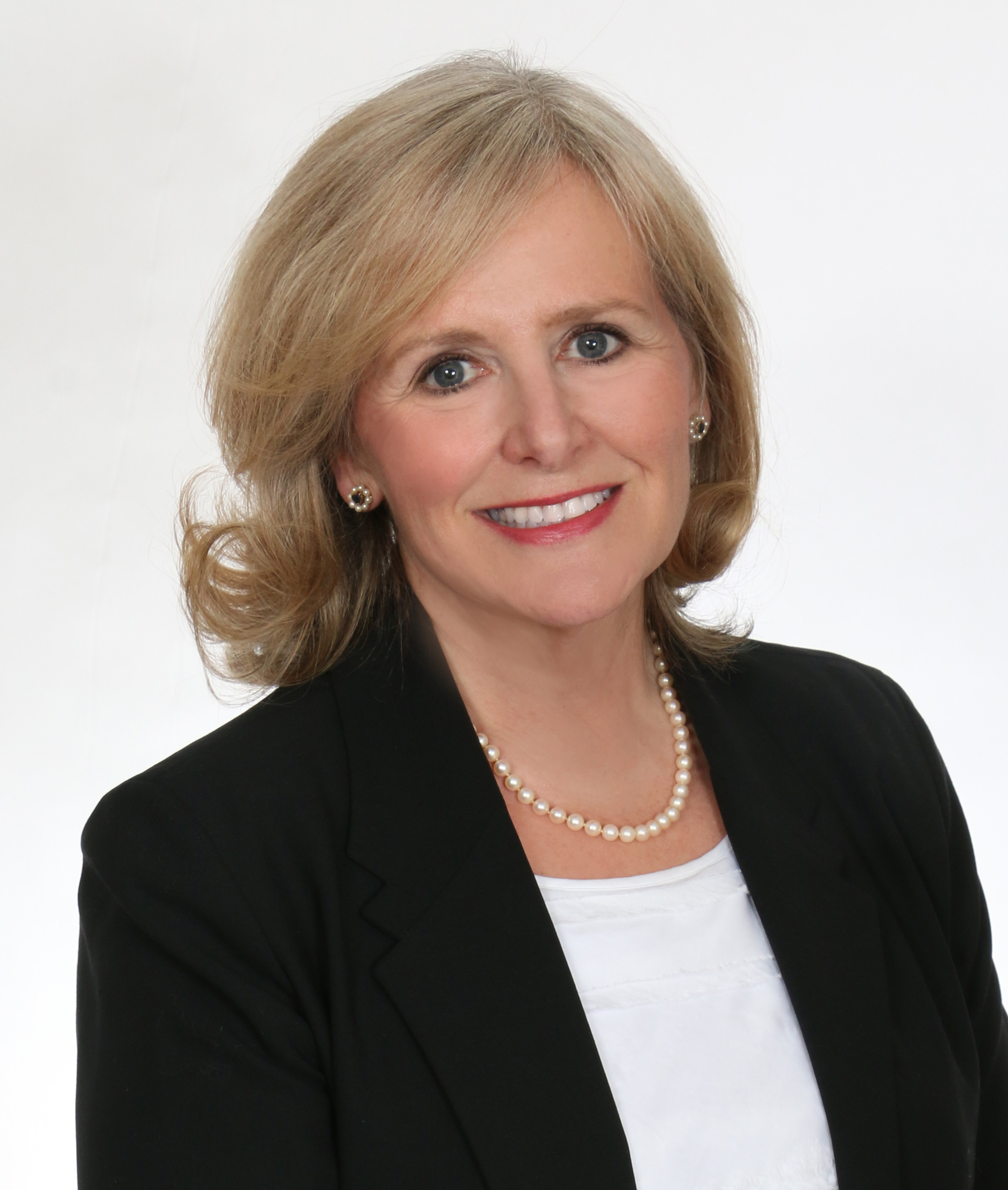 Cindy Metcalf at Long & Foster Real Estate, Inc. Reston Luxury Real