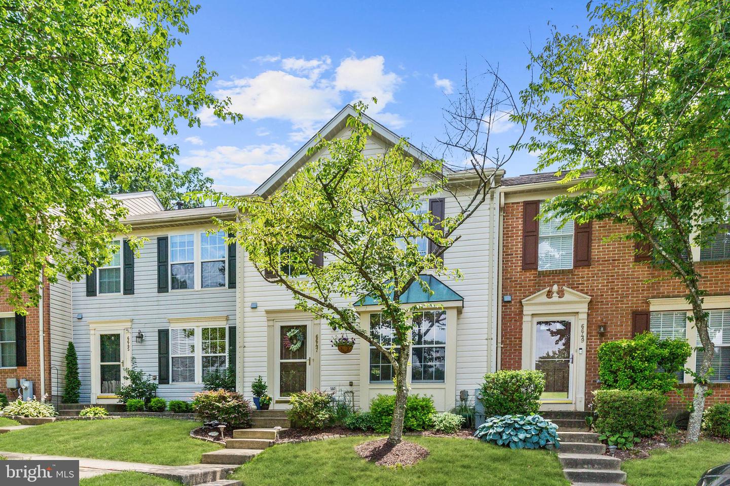 Homes for sale in the Willowood subdivision Elkridge, MD Real Estate