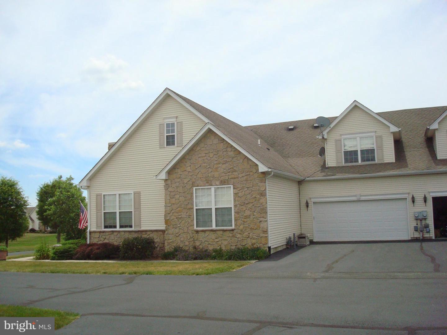 Homes for sale in the The Vineyards subdivision Pennsburg, PA Real Estate